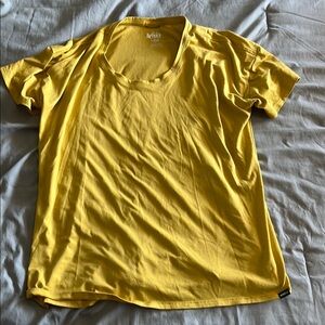 REI Bright Yellow Women's Short Sleeve Hiking Activr Tshirt